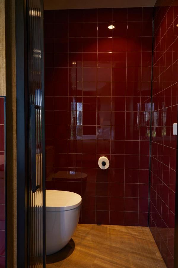 Latroupe Prado Auberge de jeunesse Madrid